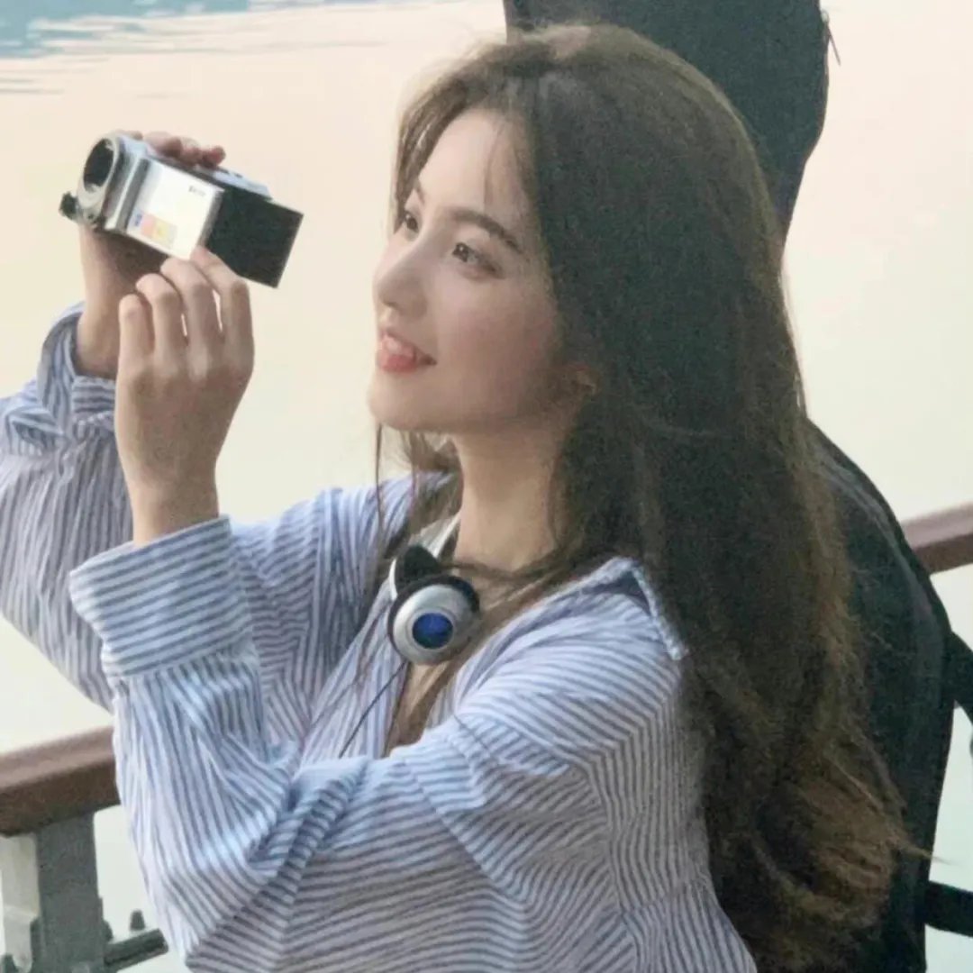 花豹少女队：勇闯好莱坞